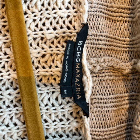 BCBG chunky sweater wrap size M - Picture 3 of 5